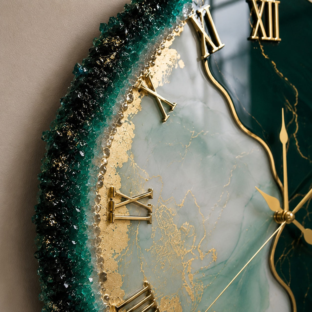 Verdant Luxe Luxury Resin Wall Clock