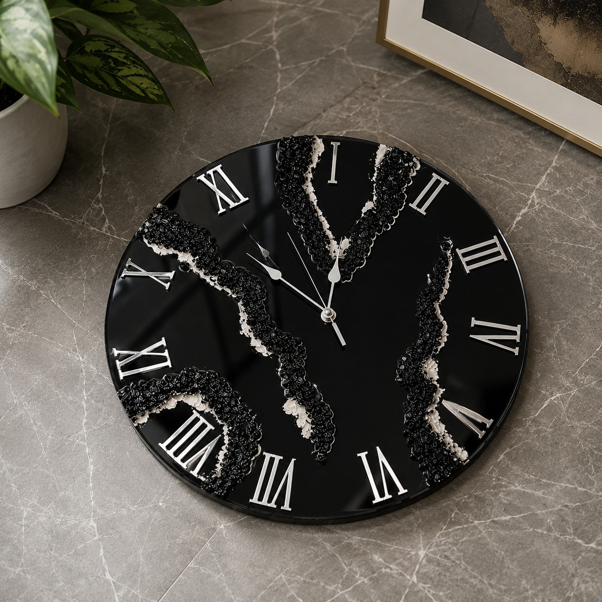 Black Diamond Luxury Resin Wall Clock