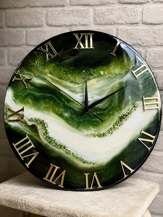 Jade Horizon Luxury Resin Art Wall Clock